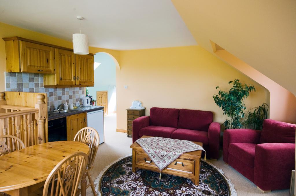 Lake Rise Holiday Home At Kilmaddaroe Carrick-on-Shannon Ruang foto